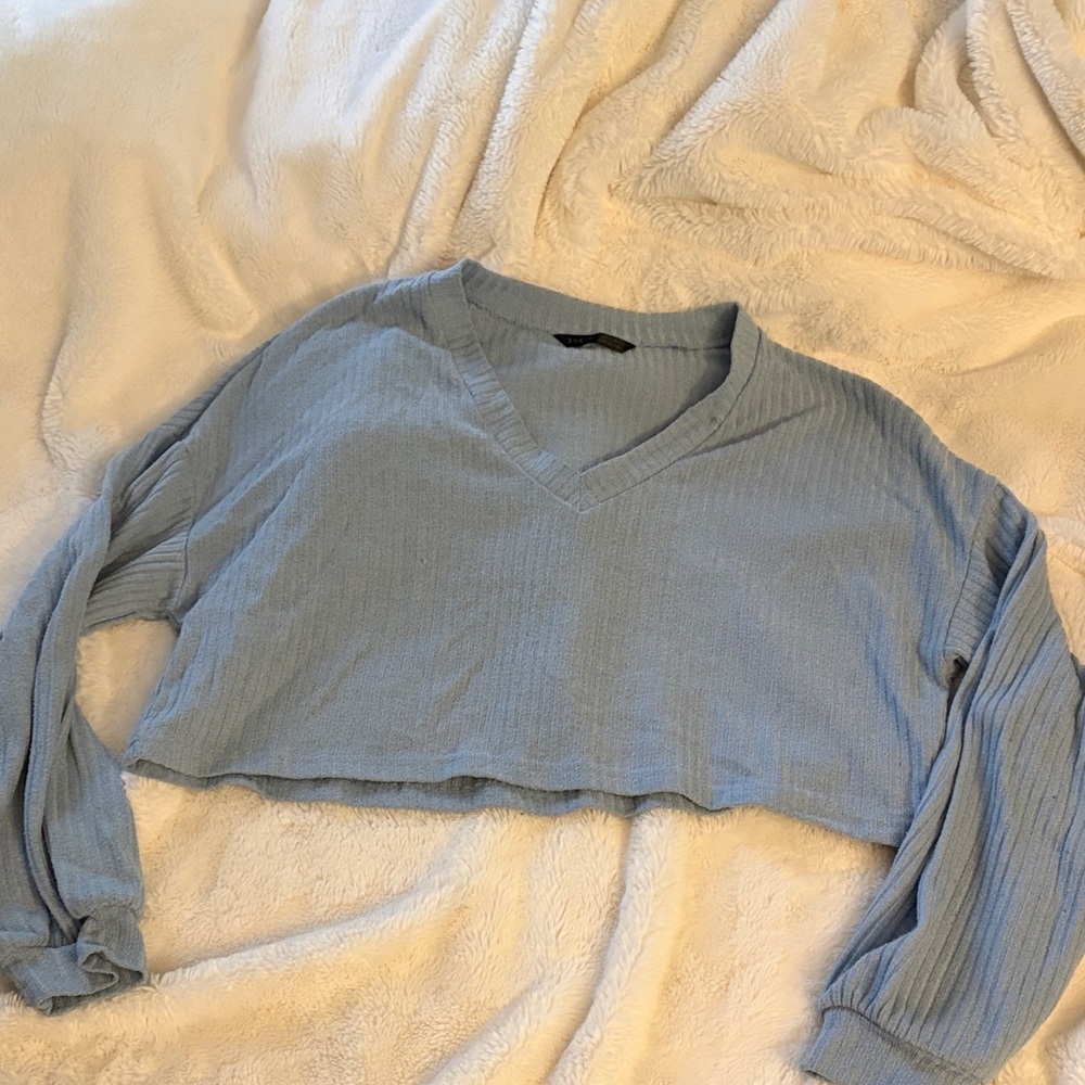 Light Blue V-Neck Crop Top